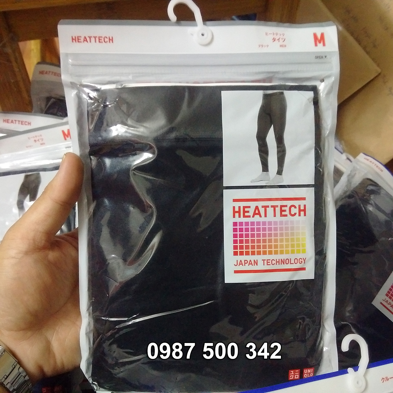 Ảnh thật quần giữ nhiệt nam Heattech Uniqlo loại thường màu đen 09 BLACK