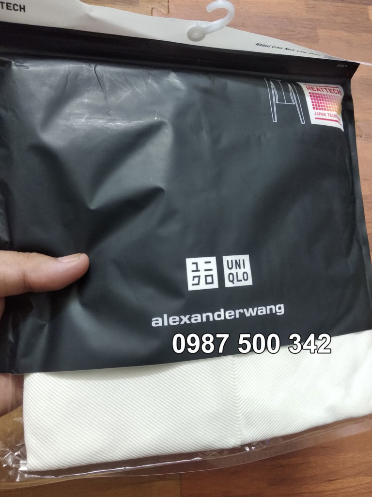 Ảnh thật áo giữ nhiệt nữ Uniqlo Alexander Wang mã 415386 chất vải vân tăm màu trắng 01 Off White